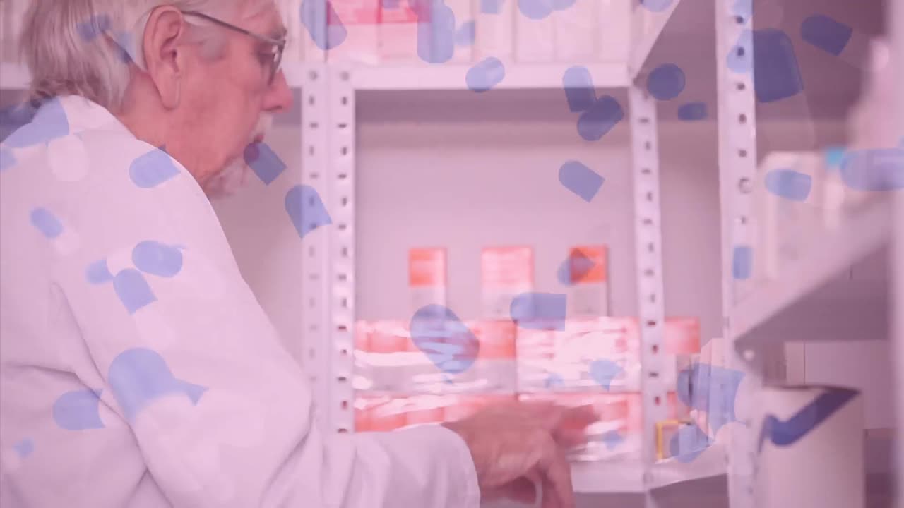 코로나19가 백그라운드에서 일하는 약사들에게 퍼지고 있습니다.