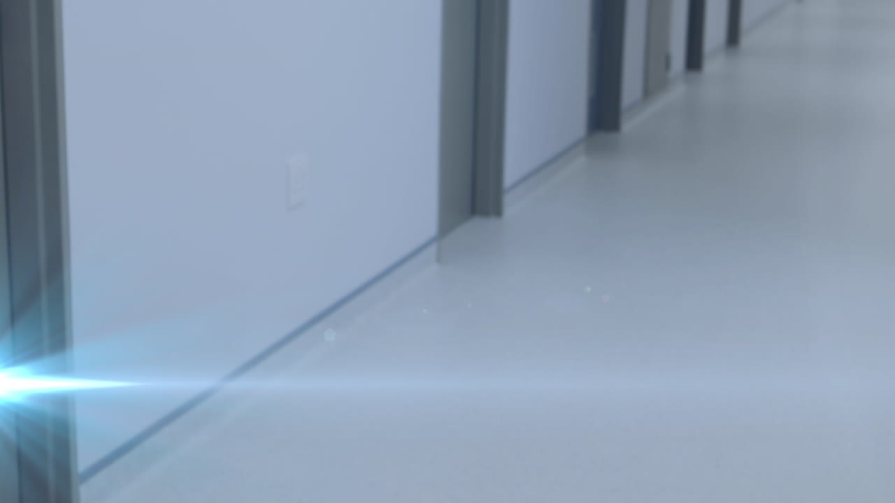 animación de puntos de luz sobre mujer embarazada biracial con enfermera y marido en el hospital