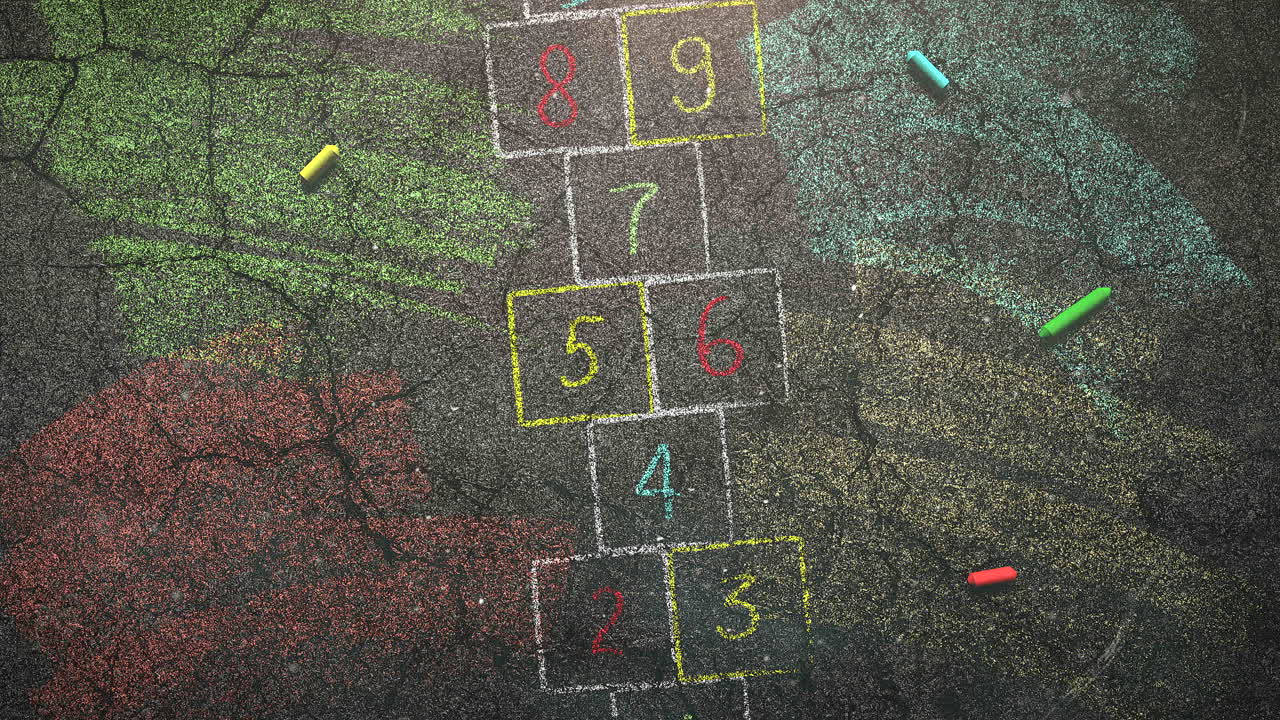 крупным планом цветной мел на доске школьный фон 1