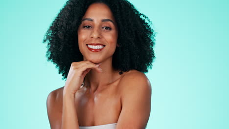 Mujer-Negra,-Rostro-Y-Afro-En-Cosméticos-De-Belleza