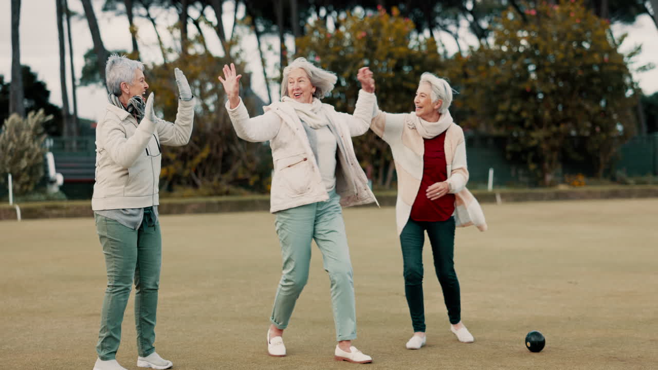 볼, 하이 파이브 및 고등과 동기부여