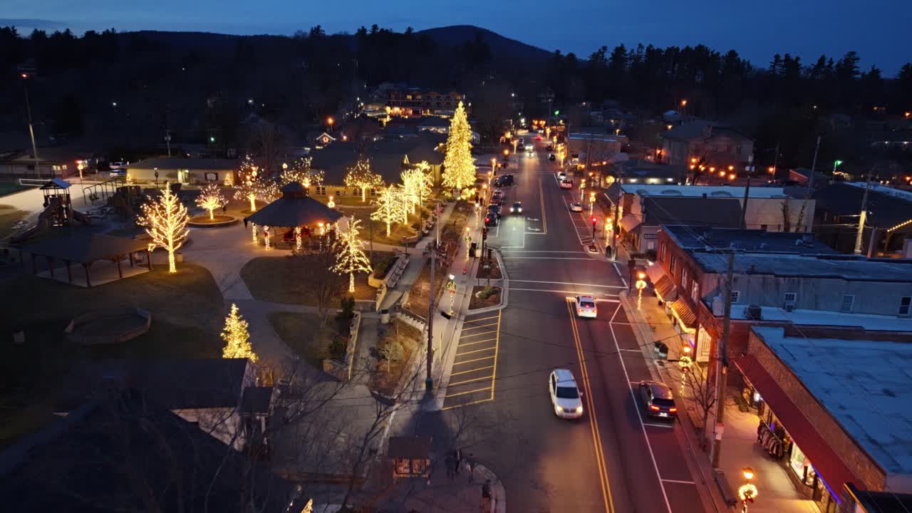 toma aérea en picado de Blowing Rock, Carolina del Norte