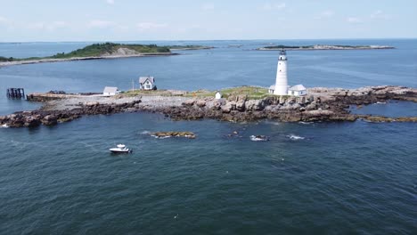 gran faro blanco en massachusetts