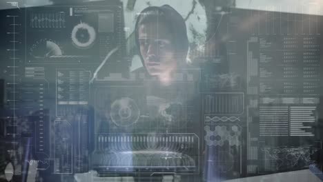 animación de hombre encapuchado pirateando computadora