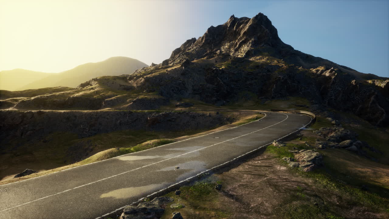 일몰 을 볼 수 있는 경치 좋은 산길