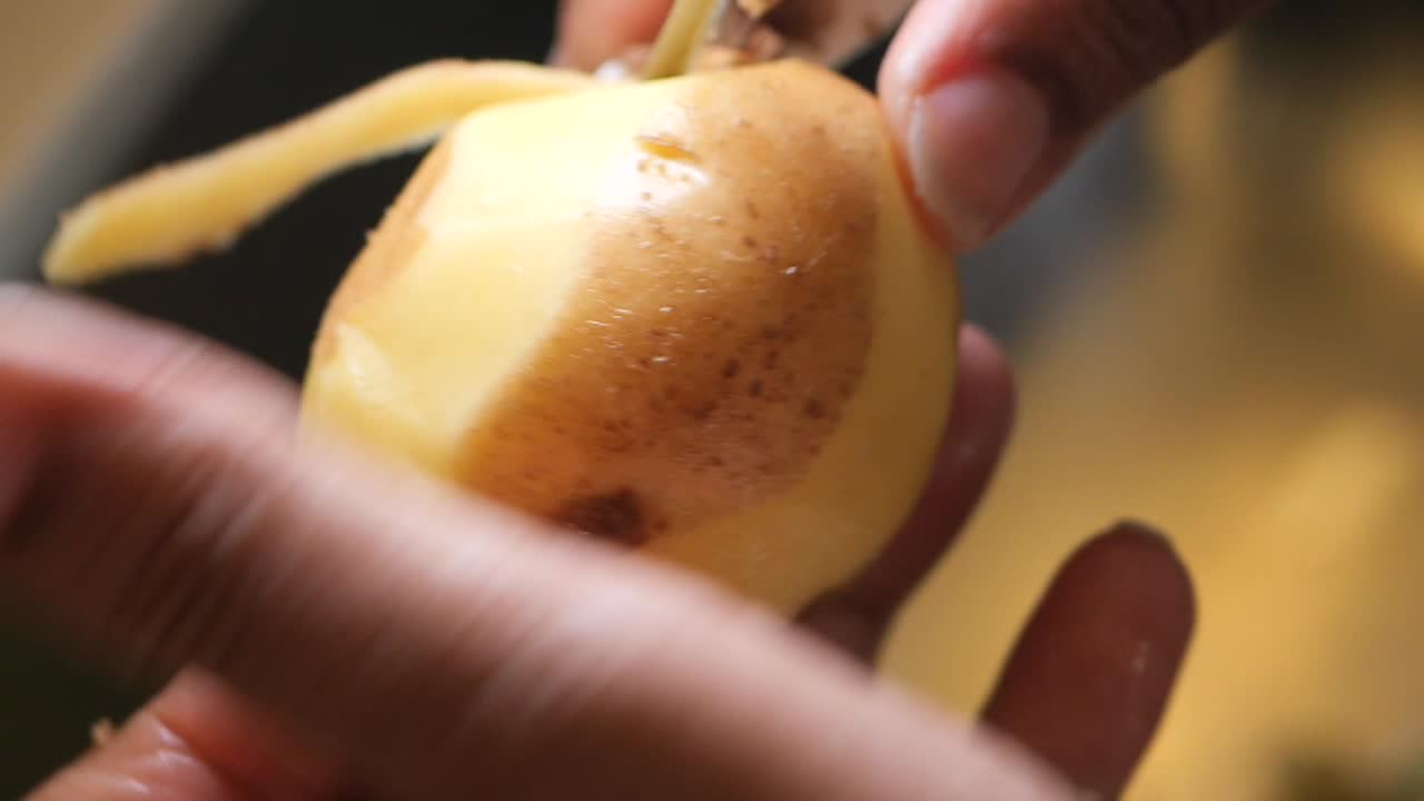 감자 질 벗기기