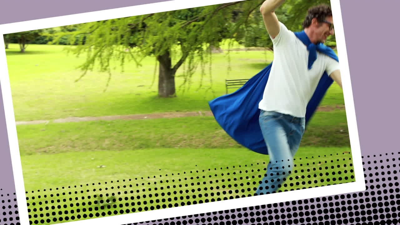 padre e hijo jugando a los superhéroes en un parque