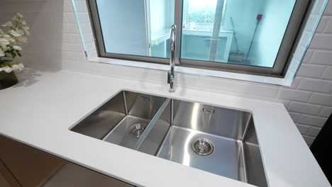 diseño de interiores de casas modernas blancas