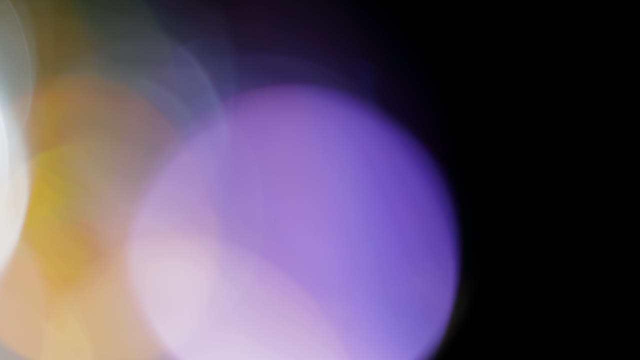 Light Leaks 4K footage, lens glow flare bokeh overlays, burn defocused flash rays flame background