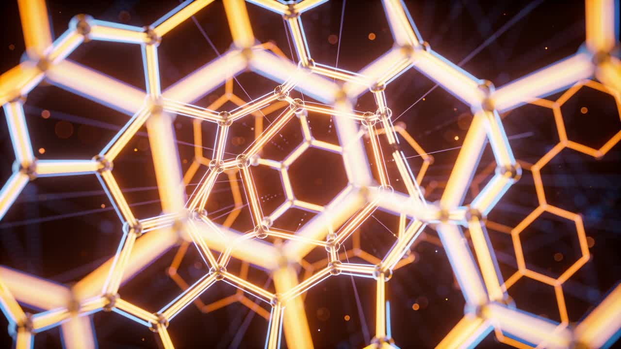 Jaula giratoria moviéndose hacia adentro en un vacío 3D oscuro a medida que la cámara avanza, revelando anillos internos y lazos naranjas.