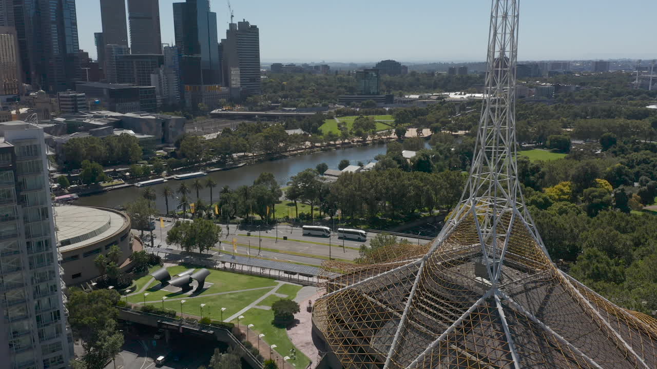 여름 빛 동안 멜버른 예술 구역의 부드러운 파노라마 전망