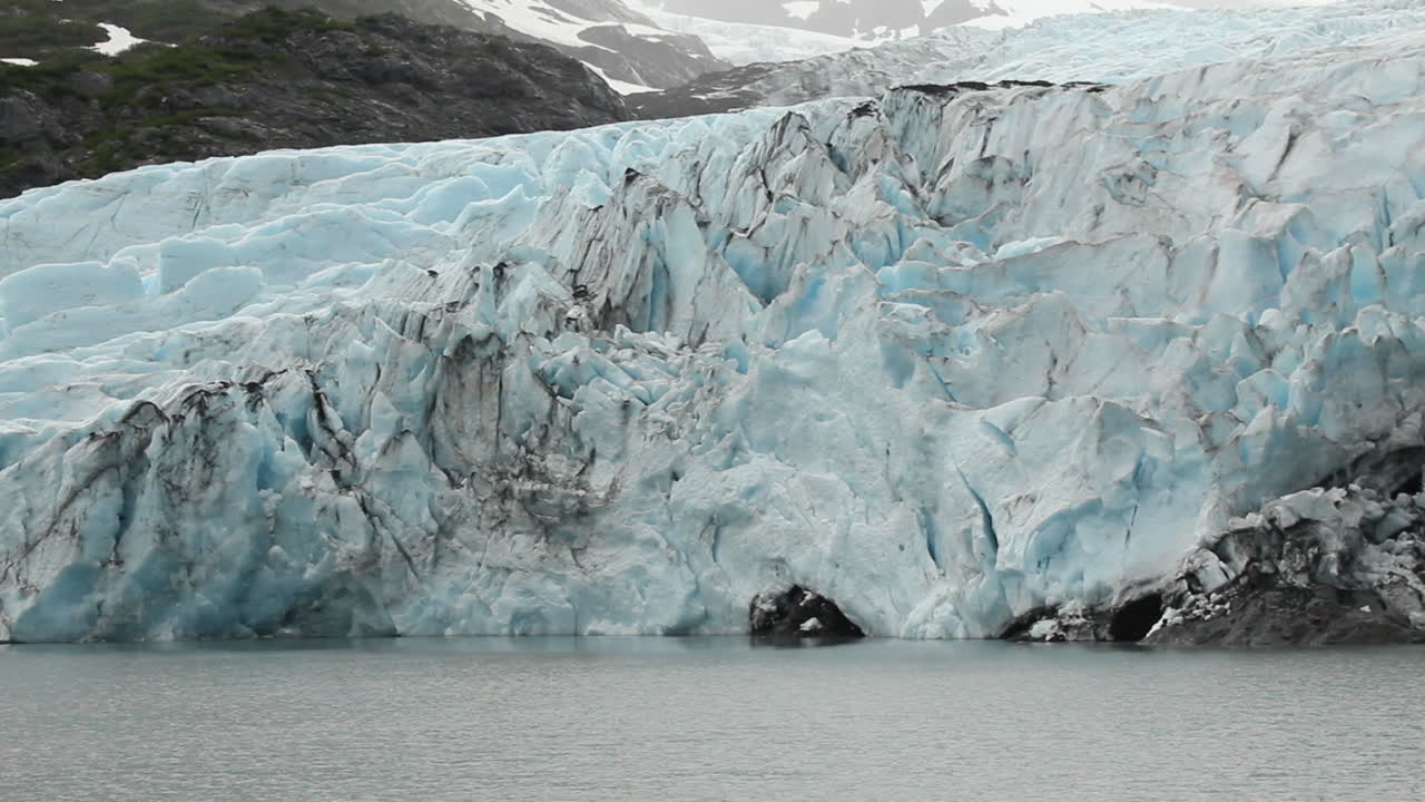 fotografía giratoria del glaciar seward en anchorage, alaska