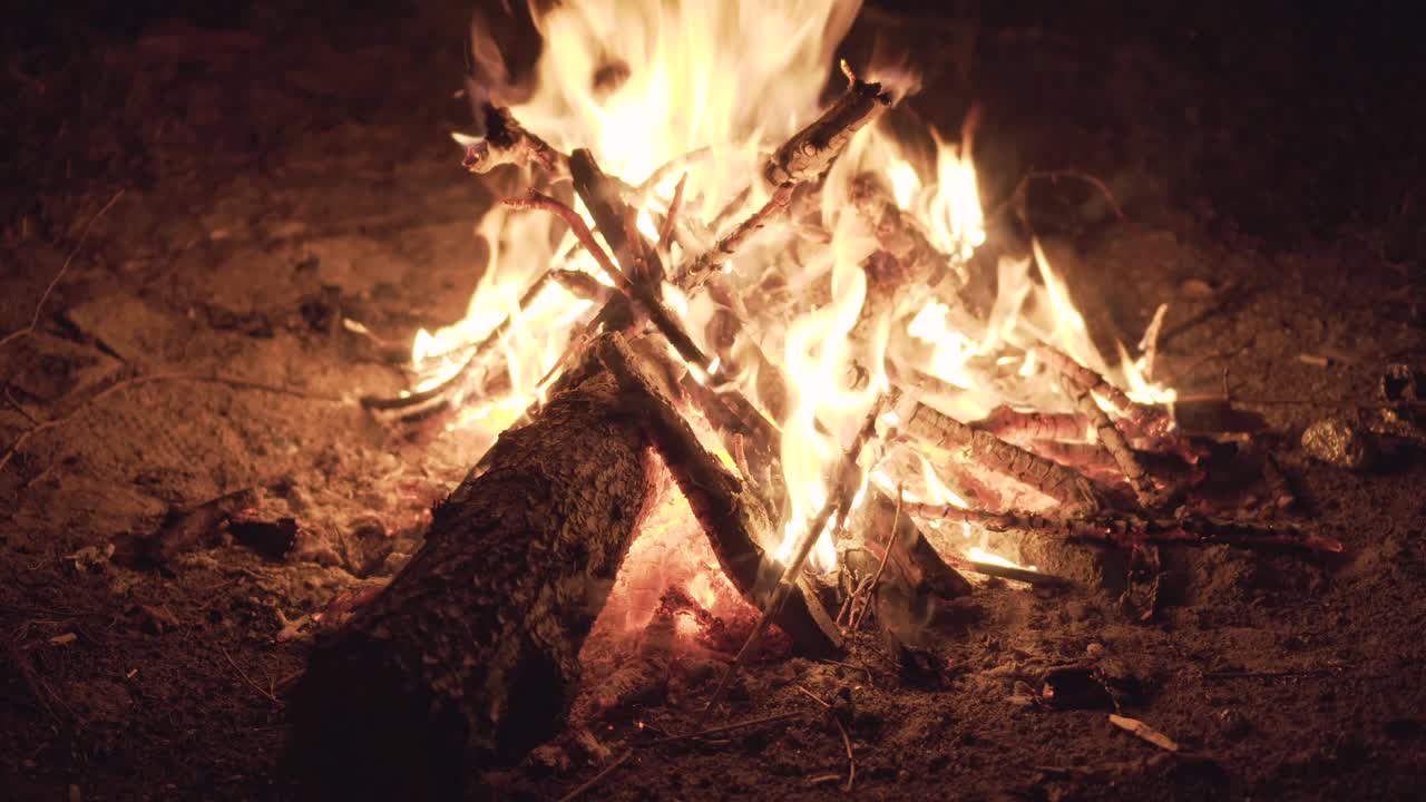 Campfire, closeup, 4K, night on a beach