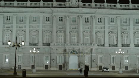 the royal palace in madrid called palacio real