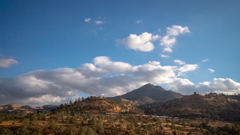 Tren-En-Lapso-De-Tiempo-Tehachapi