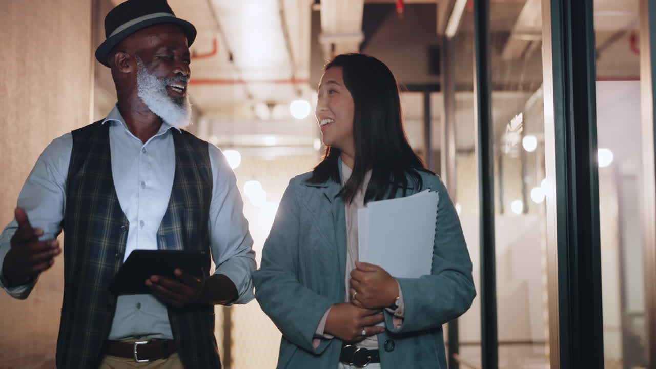 Business people, ceo with employee discussion