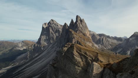 zoom in on seceda dolomiti drone shot 4k