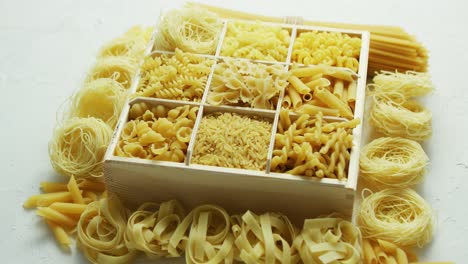 Box-with-great-assortment-of-pasta