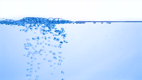 Close-up-water-in-slow-motion