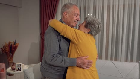 un abrazo con amor.