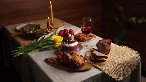 preparación de la mesa de pascua con platos tradicionales