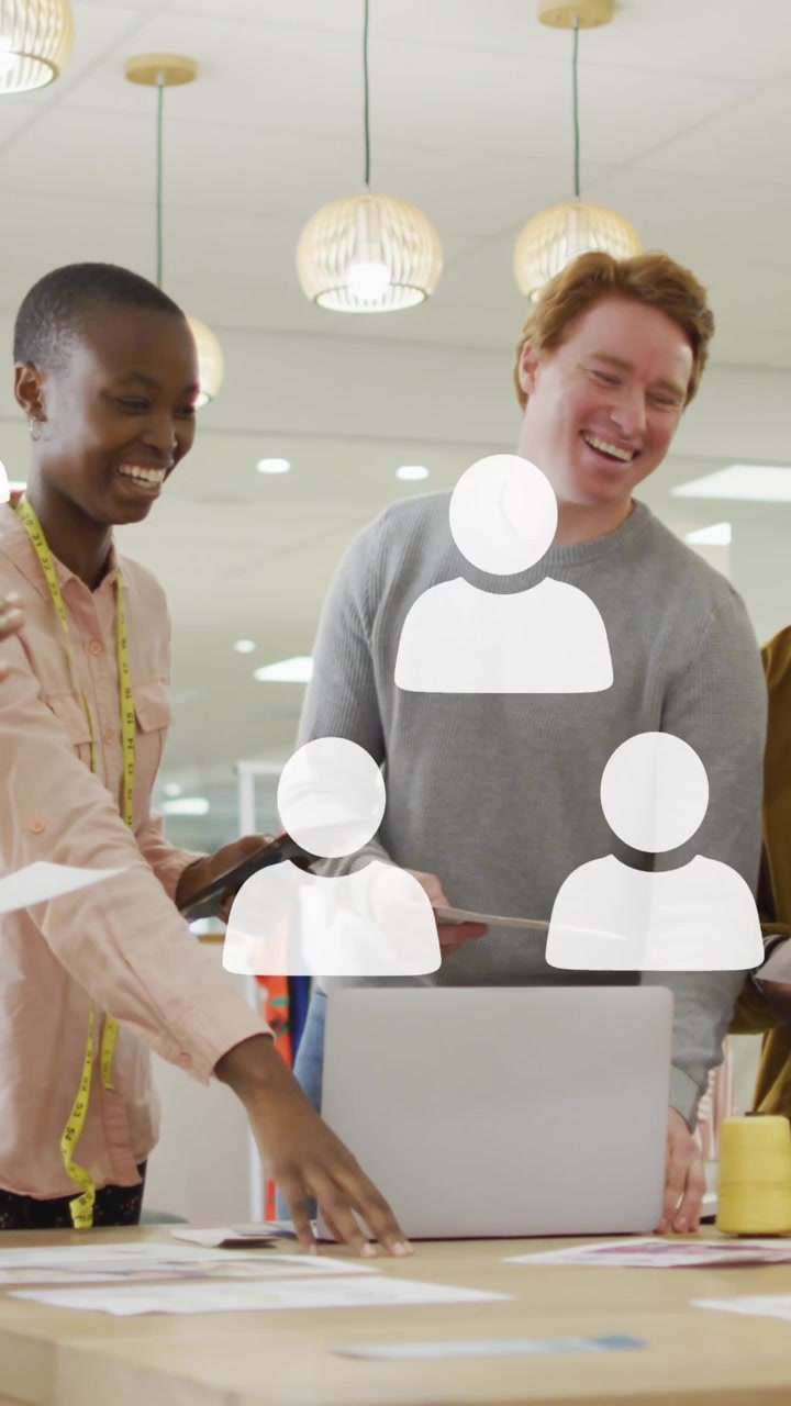 Animation of social media data processing over diverse business people in office