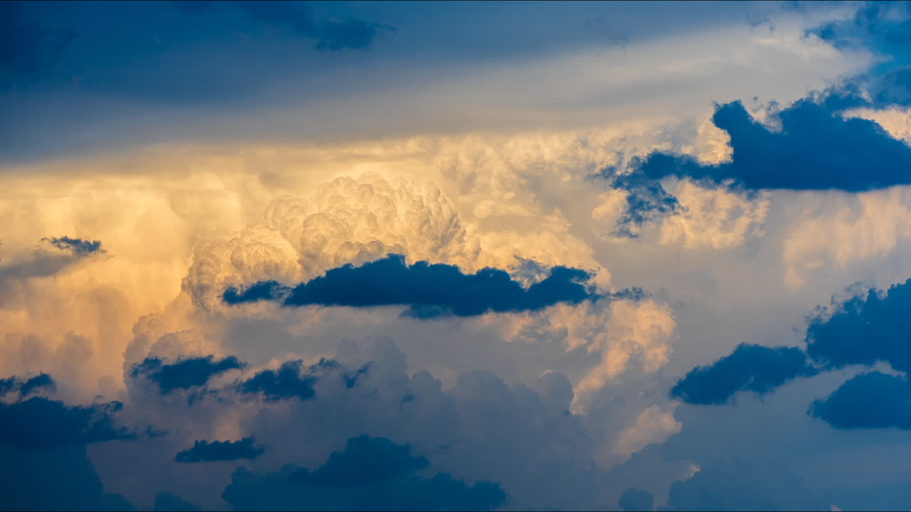 극적인 구름 풍경