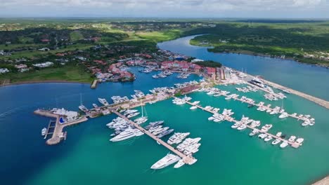 Casa-de-Campo-Marina-right-next-to-Chavón-river-mouth,-Caribbean