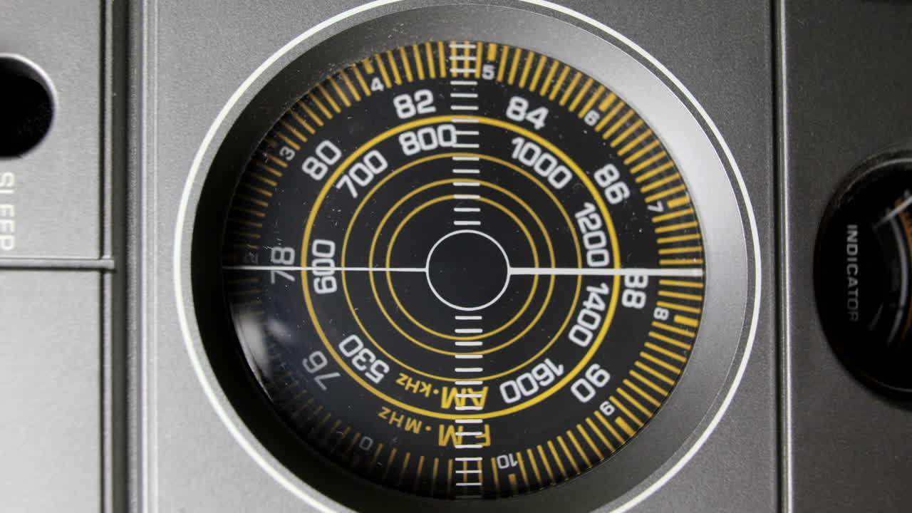 사각 라디오 근접 촬영 03