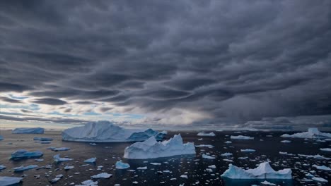 cgi of icebergs floating in the ocean, symbolizing the effects of climate change and the melting of polar ice in the face of global warming.