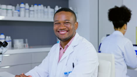 Face,-scientist-and-black-man-in-laboratory