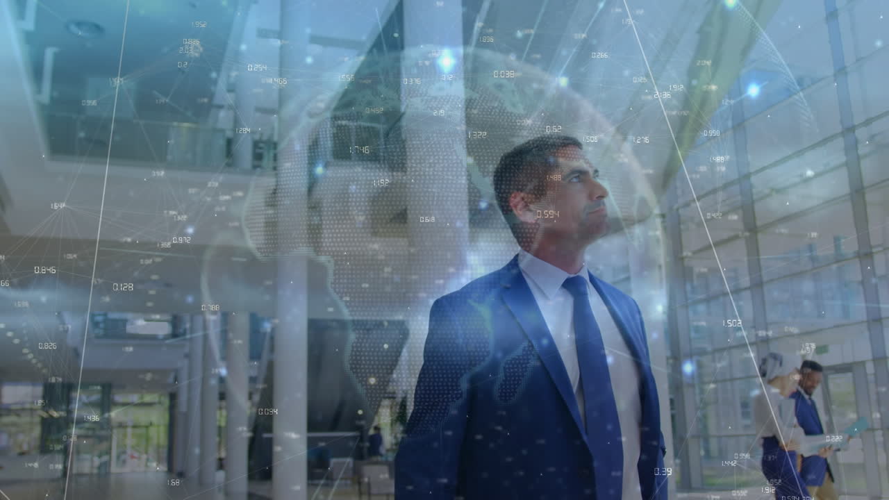 animación del globo sobre diversas personas de negocios en la oficina