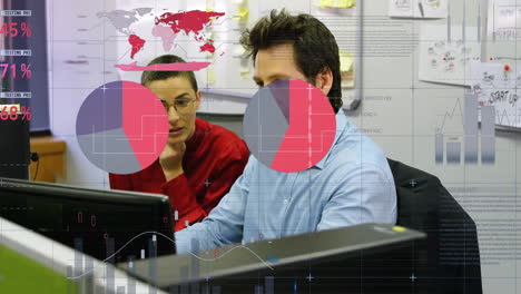 animación del procesamiento de datos sobre diversos colegas que discuten el trabajo en la oficina
