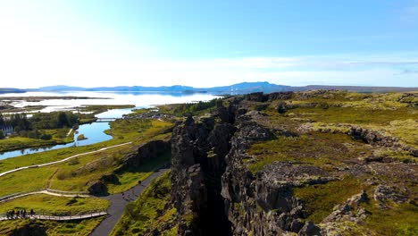 Aerial-establishing-shot-of-the-popular-tourist-location-Thingvellir-ridge