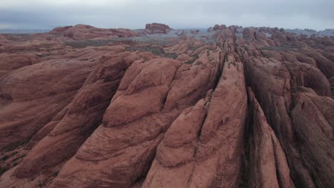 La-Belleza-Y-La-Aspereza-Del-Desierto-De-Moab:-La-Perspectiva-De-Un-Dron