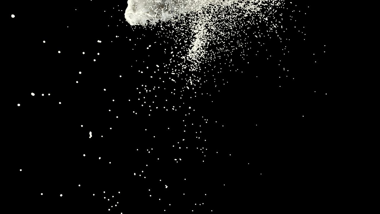 우유 스플래시는 회전 3d 현실적인 영상. 검은색 배경에 고립 된  액체 방울과 스플래터. 액체 물방울 회전 효과 클로즈업 애니메이션. 아크릴 페인트 회전 동적 비디오.