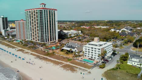 brote areal constante de la costa y la zona residencial en myrtle beach, carolina del sur, ee.uu.