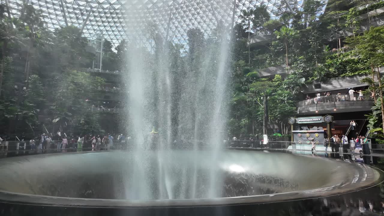 Changi Airport Sky Garden Fountain