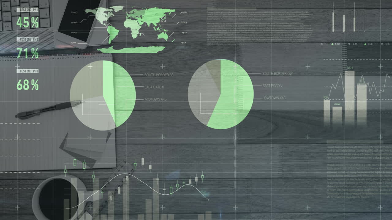 animación del procesamiento de datos financieros, estadísticas en el escritorio con portátil, teléfono inteligente y portátil