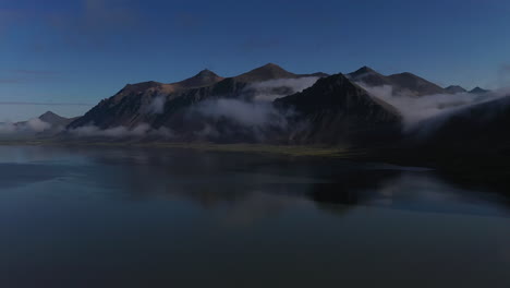 Südostisland-Luftaufnahmen---Morgens-In-Hornafirdi