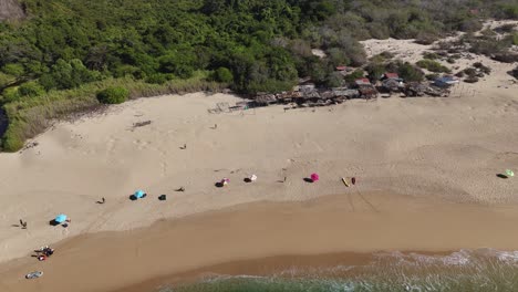 Waterside-scenery-of-Cacaluta-Bay,-within-Huatulco's-nine-bay-panorama,-Oaxaca,-Mexico