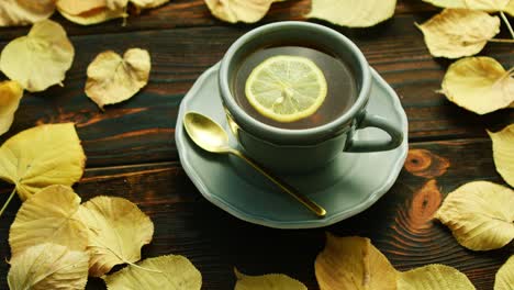 Cup-of-hot-tea-with-lemon