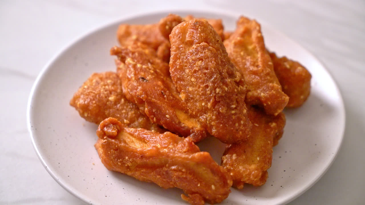 참깨 튀김 바나나 - 태국 음식 스타일