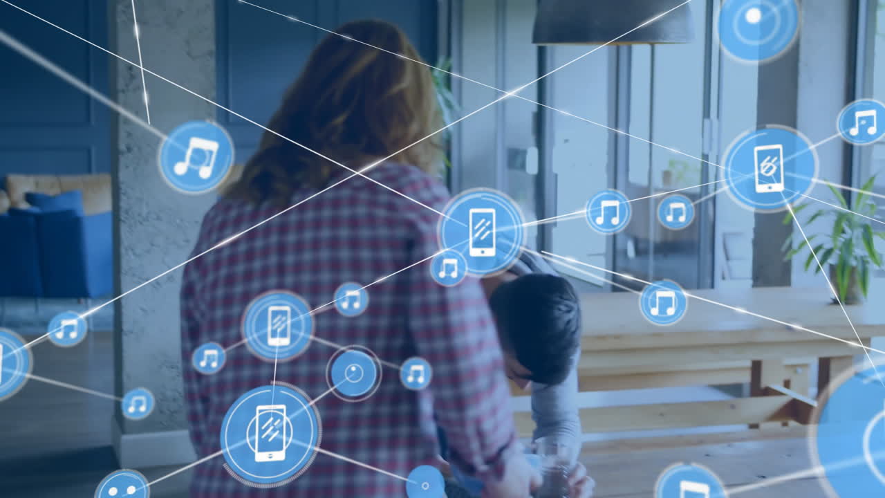 사무실에서 다양한 사업가들과의 아이콘과의 연결 네트워크의 애니메이션