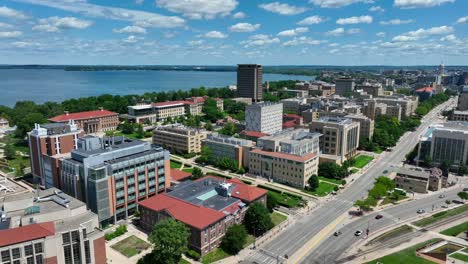 Hauptcampus-Der-University-Of-Wisconsin-In-Madison,-Wisconsin