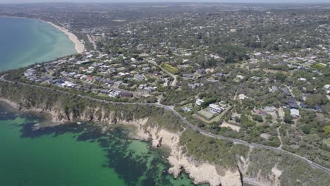 playa mount martha cerca de los pilares en la península de mornington en victoria, australia