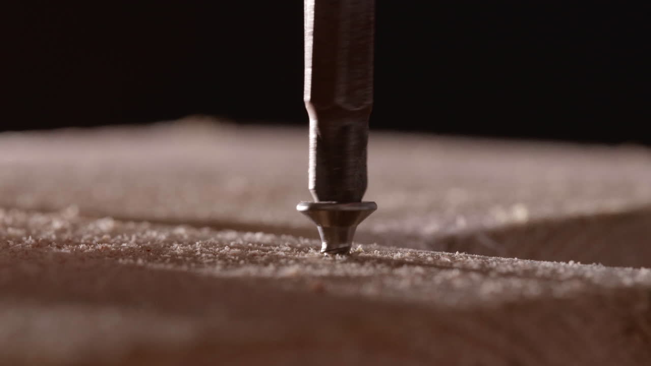 전동 드라이버 나사 목공에 금속 나사