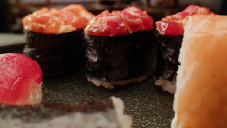 el plato de sushi