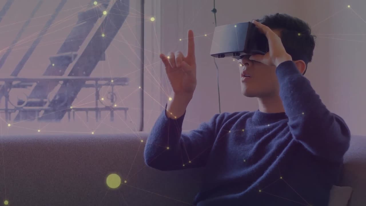 Animazione di rete di connessioni su uomo d'affari caucasico che usa un visore VR