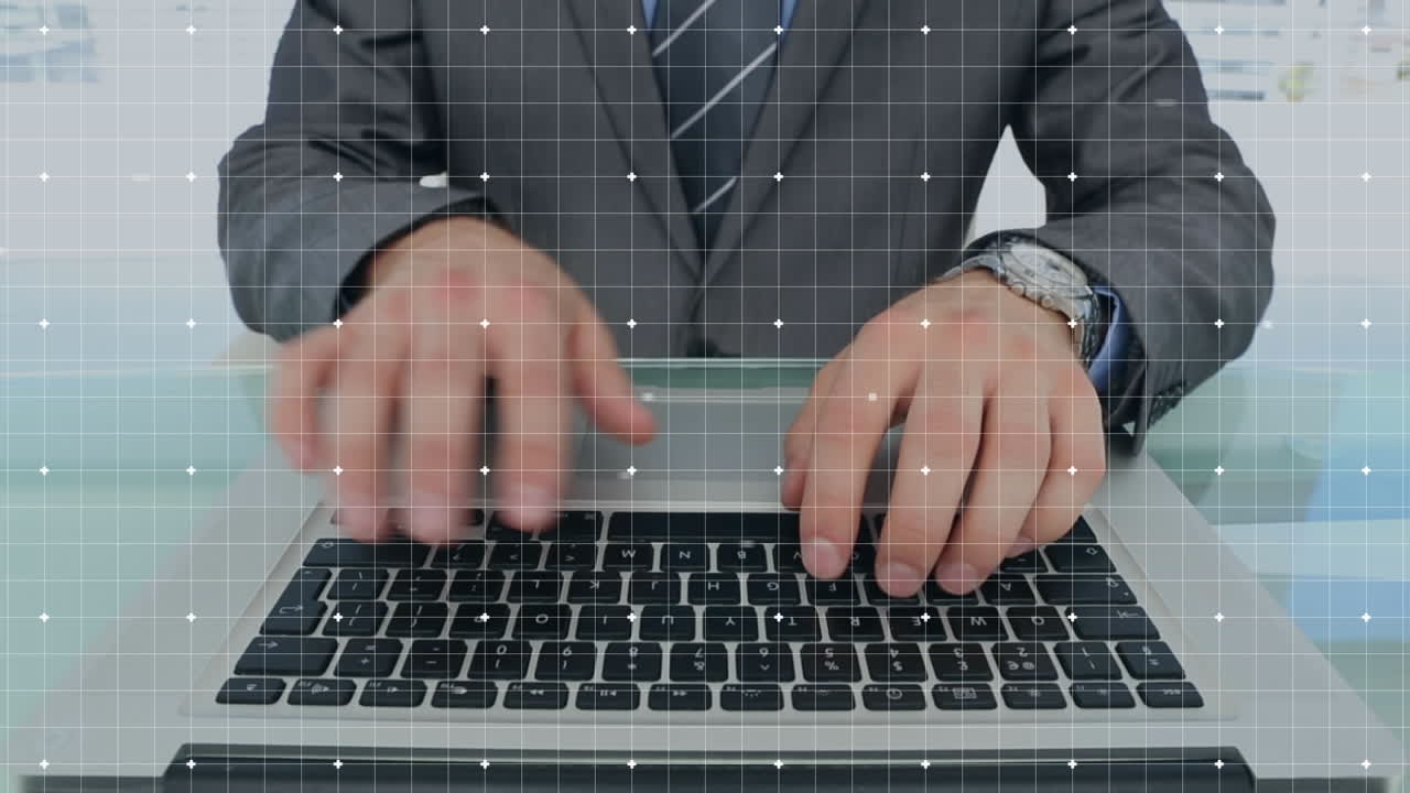 사무실에 있는 백인 사업가에 대한 데이터 처리의 애니메이션